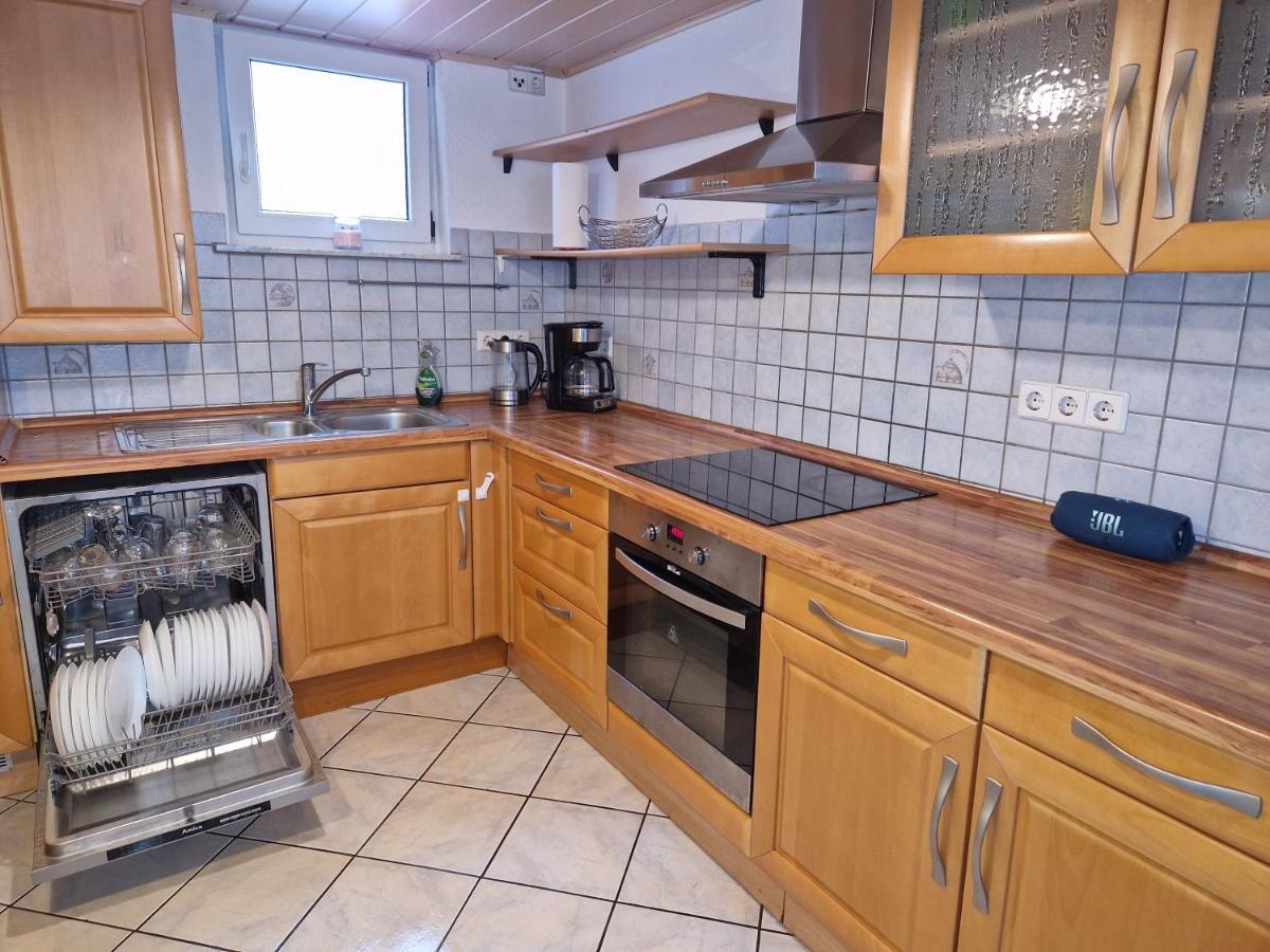 Ferienwohnung Blumenshein Bei Speyer Karlsruhe Familienfreundlich 5 Pers Zeiskam Екстериор снимка