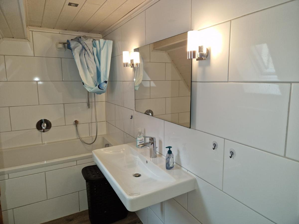 Ferienwohnung Blumenshein Bei Speyer Karlsruhe Familienfreundlich 5 Pers Zeiskam Екстериор снимка
