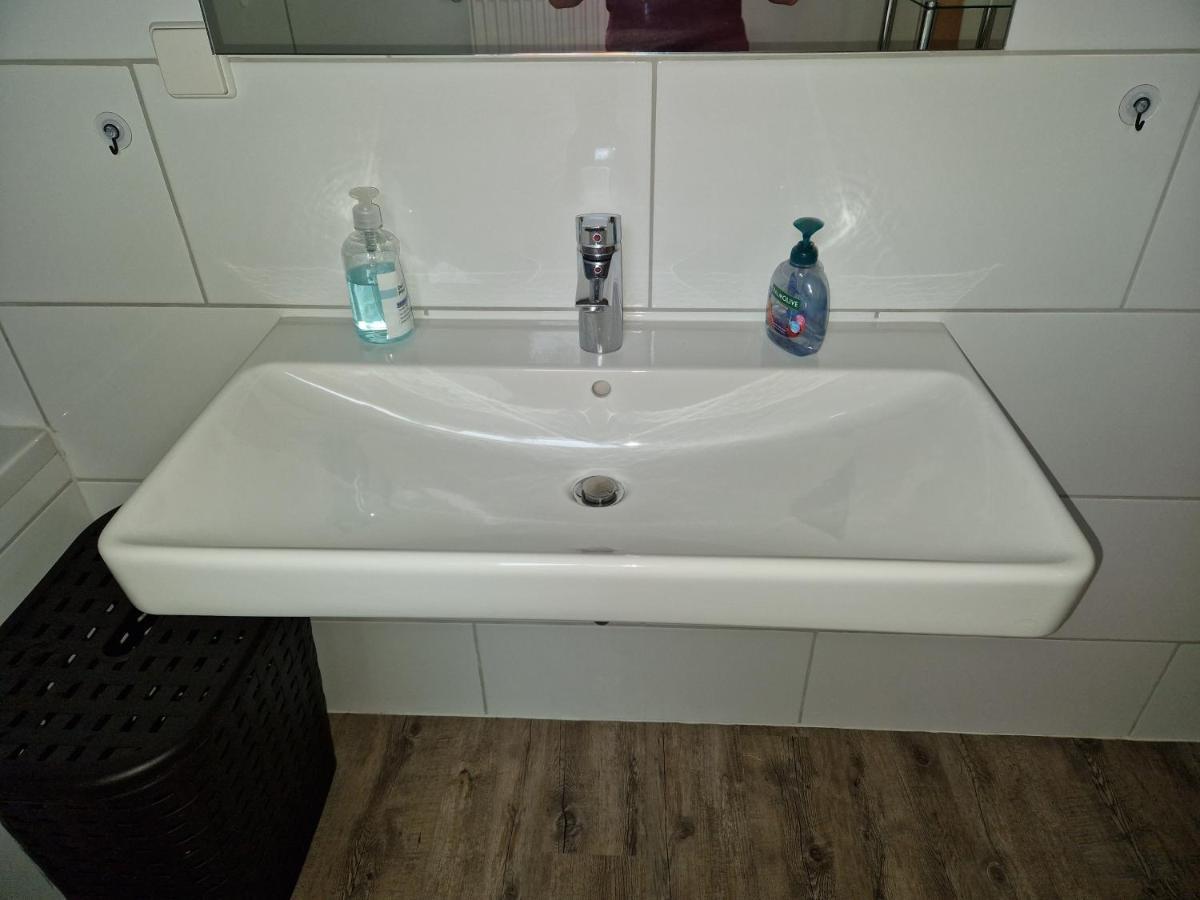 Ferienwohnung Blumenshein Bei Speyer Karlsruhe Familienfreundlich 5 Pers Zeiskam Екстериор снимка